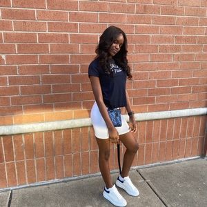 Meet your Posher, Kaila